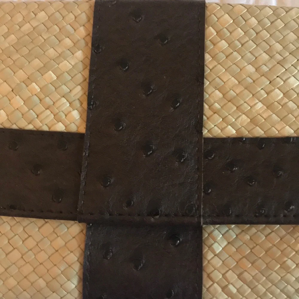 NEW Clutch With Detachable Strap